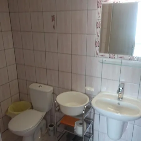 Quarto em Acomodações Particulares Goscinne 